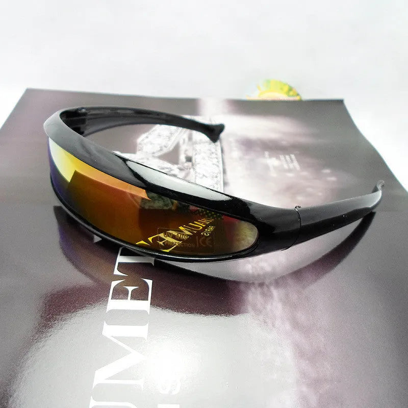 Outdoor sports sunglasses with PC lenses and plastic frame, available in black and white colour options.