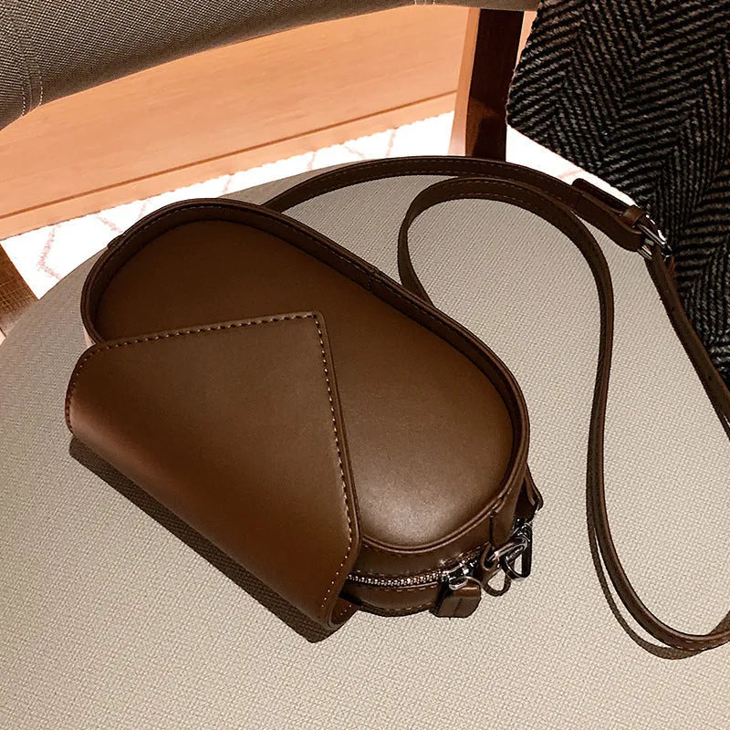 Retro patchwork shoulder bag in brown, PU outer, horizontal square shape, single strap