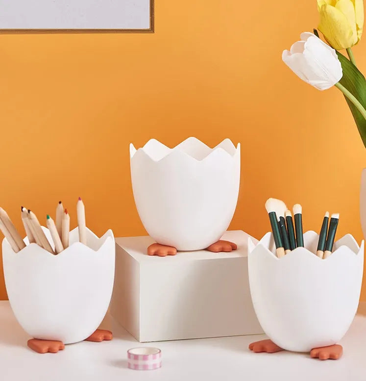 Plastic pen holder cracked chicken storage box for desktop stationery organisation