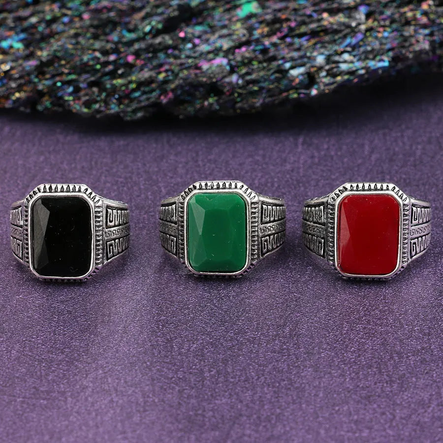 Alloy geometric ring with electroplated finish and artificial gem inlay in ancient silver colour, size 8