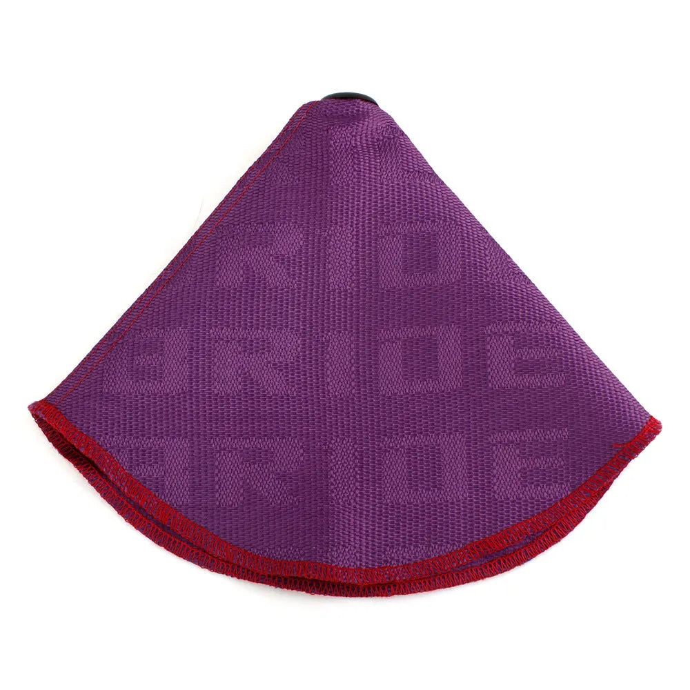 Canvas dust cover for Bride and Recaro bucket seats shown in black and red colour options.