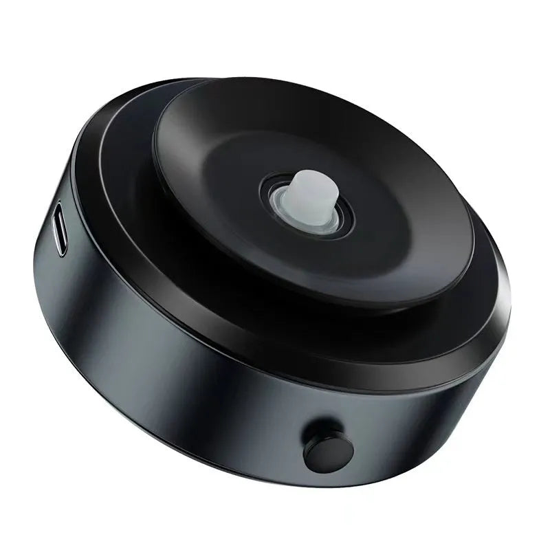 Alloy vacuum suction mobile phone bracket in silver on car dashboard for hands-free use