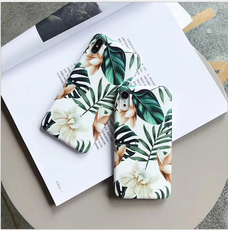 Retro banana leaf floral design TPU phone case in flower leaves colour for compatible iPhone models