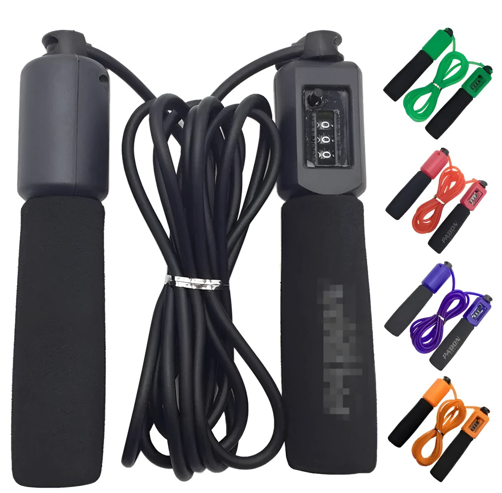 Adjustable fitness skipping rope with foam handles showing maximum 3-metre length
