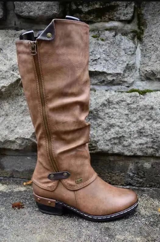 Women’s PU ankle boots with block heel and round toe in black colour option