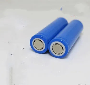 Blue 18650 format 3.7V 2600mAh lithium-ion rechargeable battery cell with safety certifications