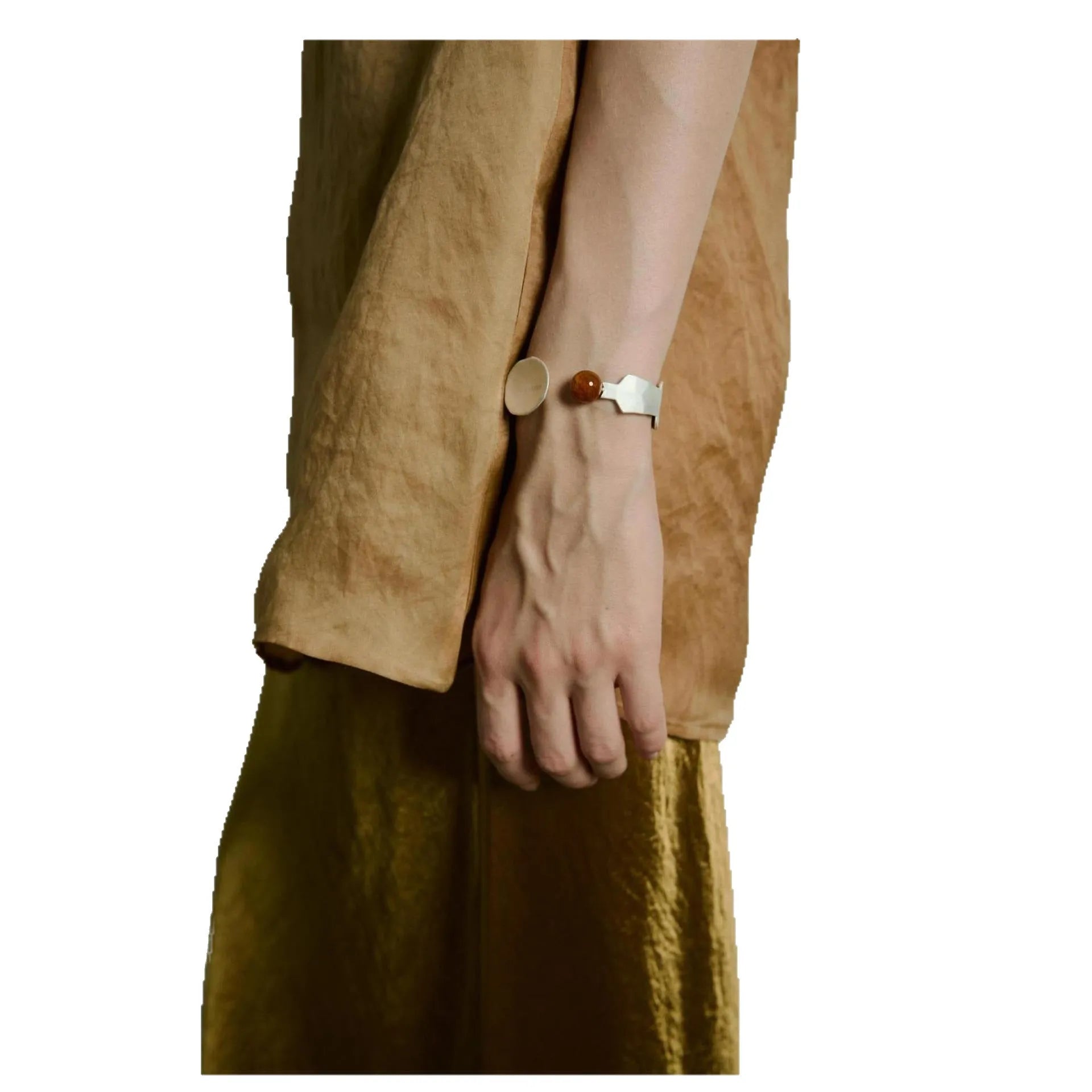 Electroplated alloy ring and bracelet set with diamond shape and small round spoon stewed pork motif