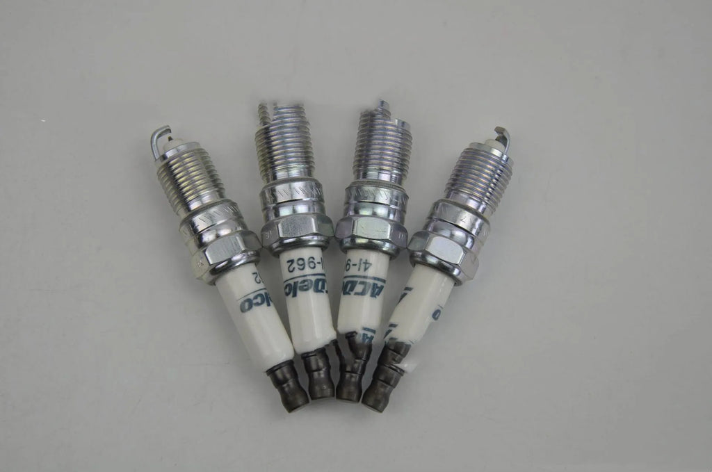 Iridium gold spark plug 41-962 for Buick Chevrolet Hummer, single pack ignition replacement part