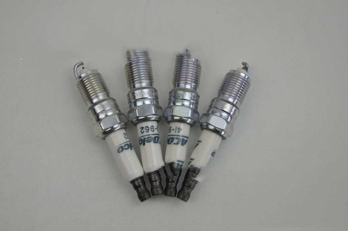 Iridium gold spark plug 41-962 for Buick Chevrolet Hummer, single pack ignition replacement part