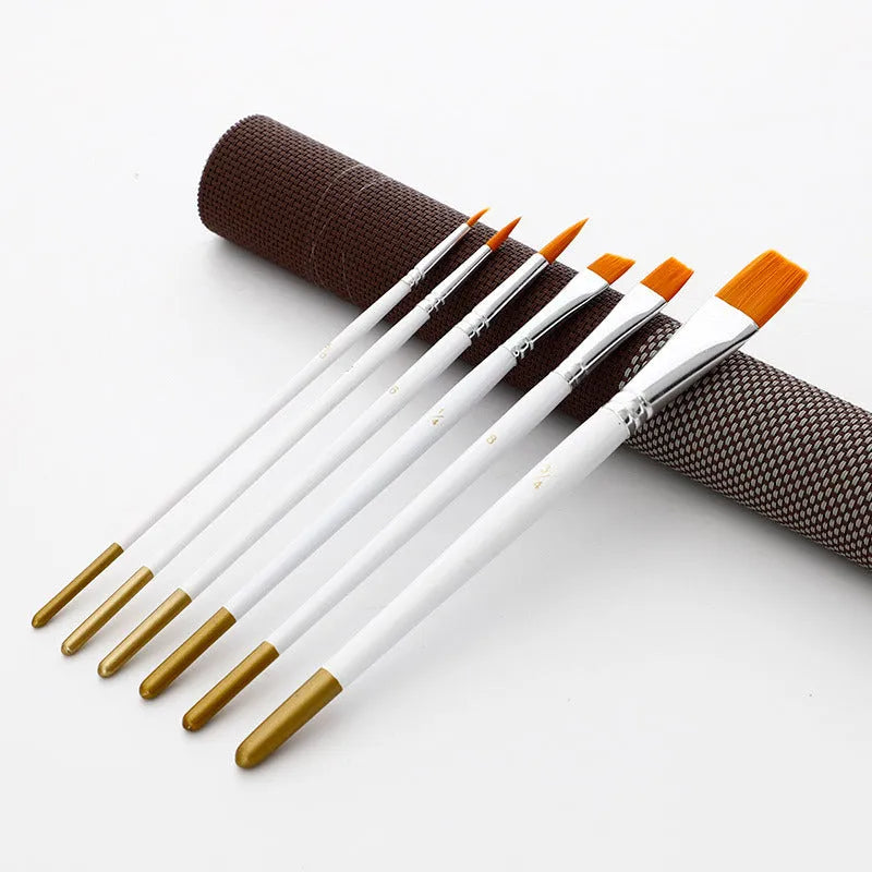 Set of six wooden-handle artist brushes with aluminium ferrules for watercolour and acrylic paint.