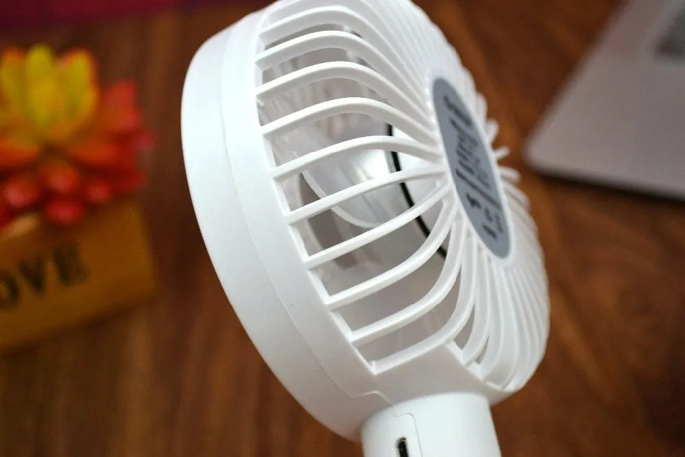 White ORICO FH1 portable USB desk fan with compact design and three-speed controls