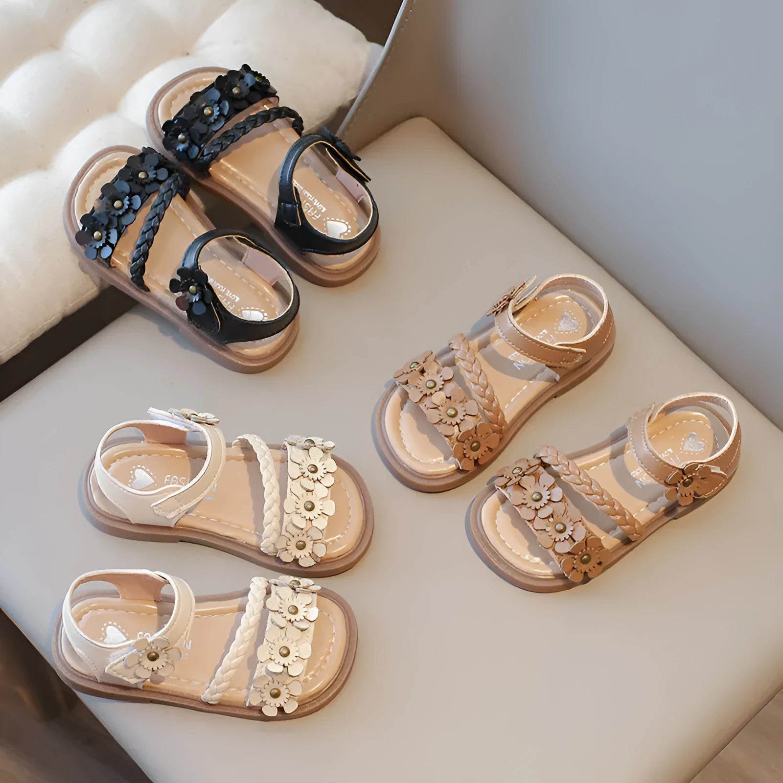 Childrens fashion flower soft bottom beach shoes for girls in beige with PU upper and flexible sole