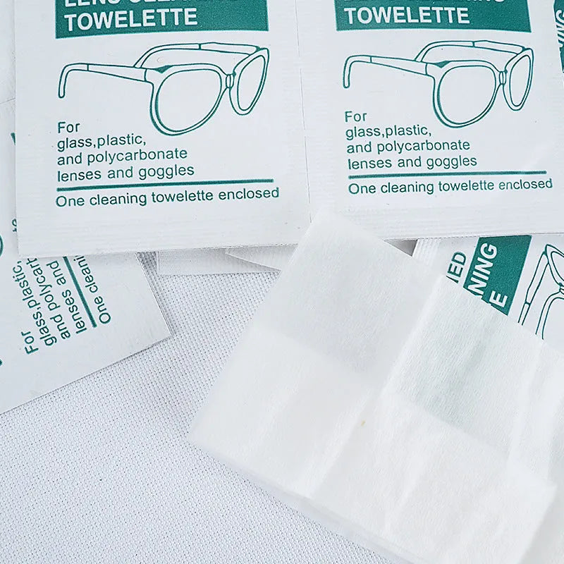 100 individually packaged white quick-drying anti-fog cleaning wipes for lenses and screens.