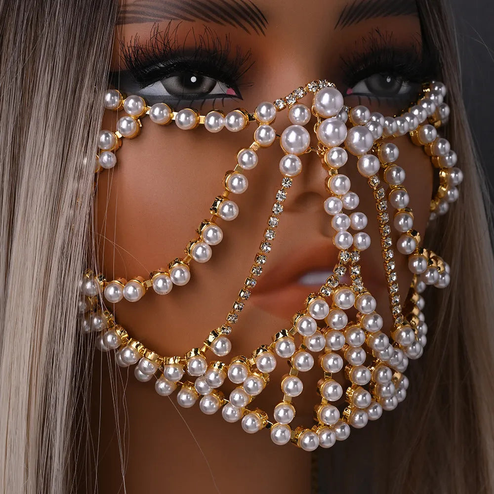 Geometric women's party mask with rhinestone decoration in silver or gold alloy