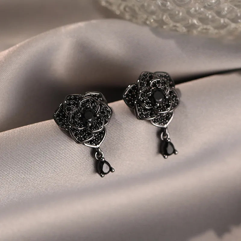 Black rose zircon flower stud earrings with 18K gold electroplating on copper