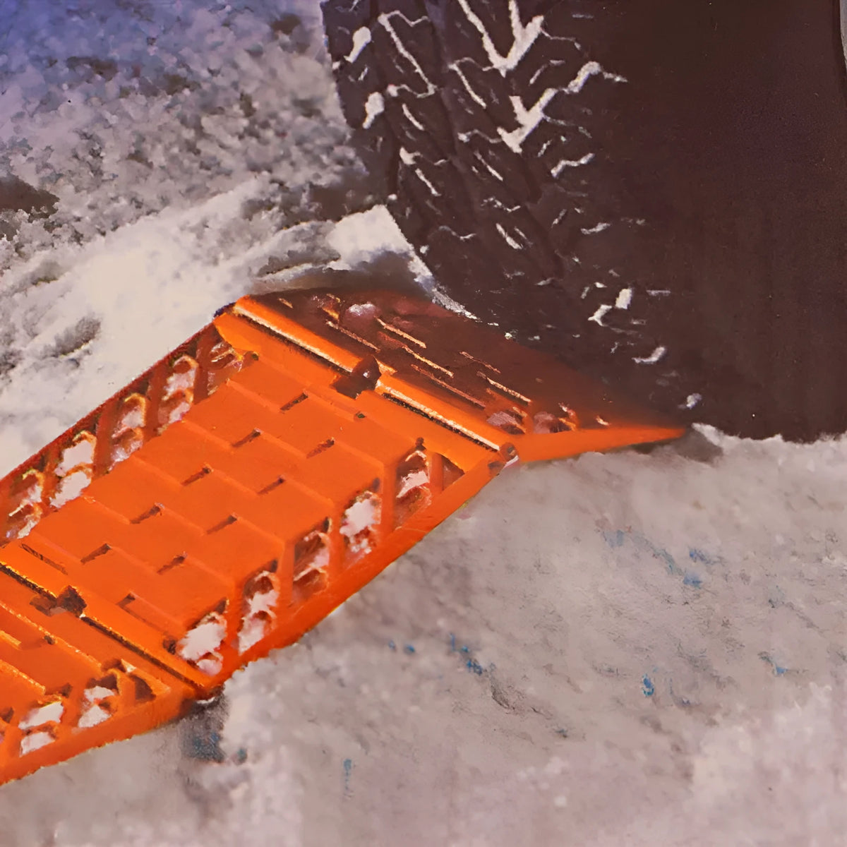 Pair of folding orange anti-slip rescue boards for car recovery