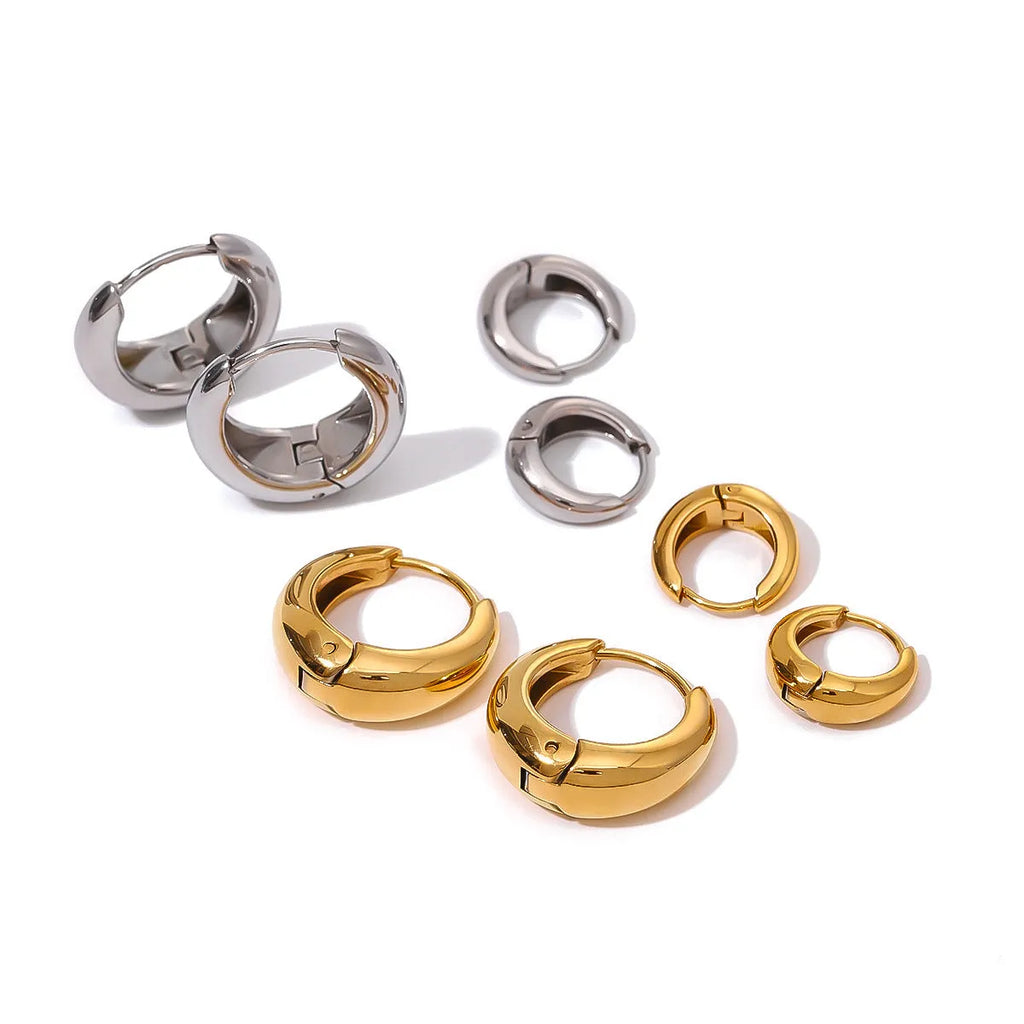 Women's geometric circle earrings in stainless steel with electroplated finish, one colour variant