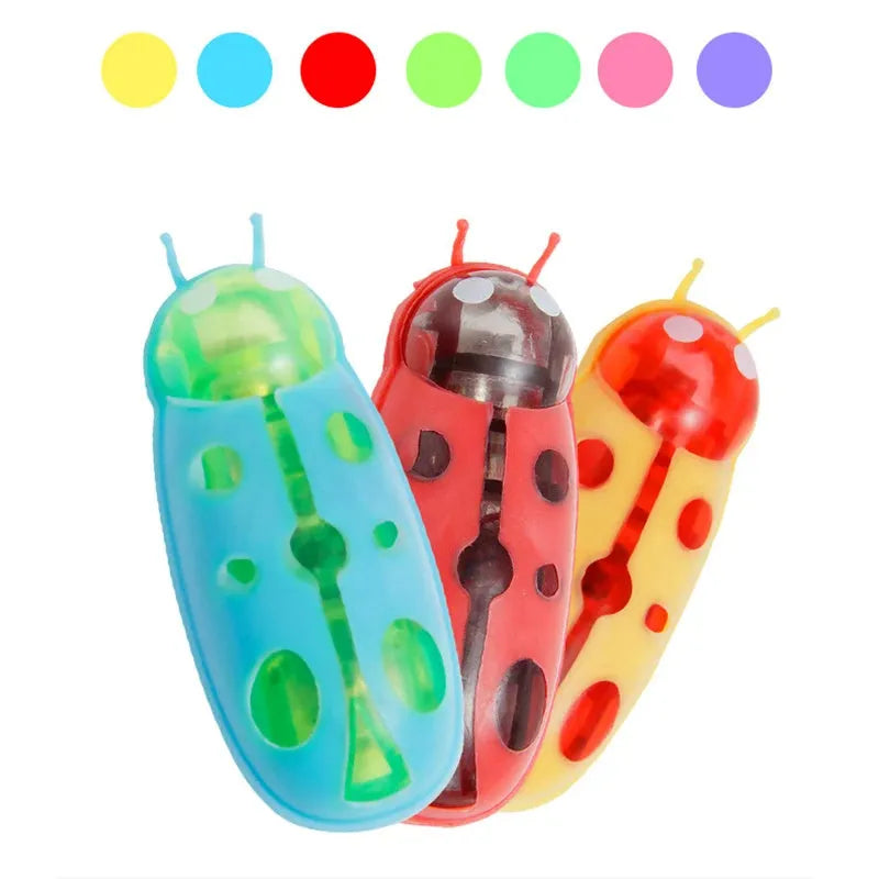 Mini electric bug cat toy with self-righting action showing 4.5cm pvc construction