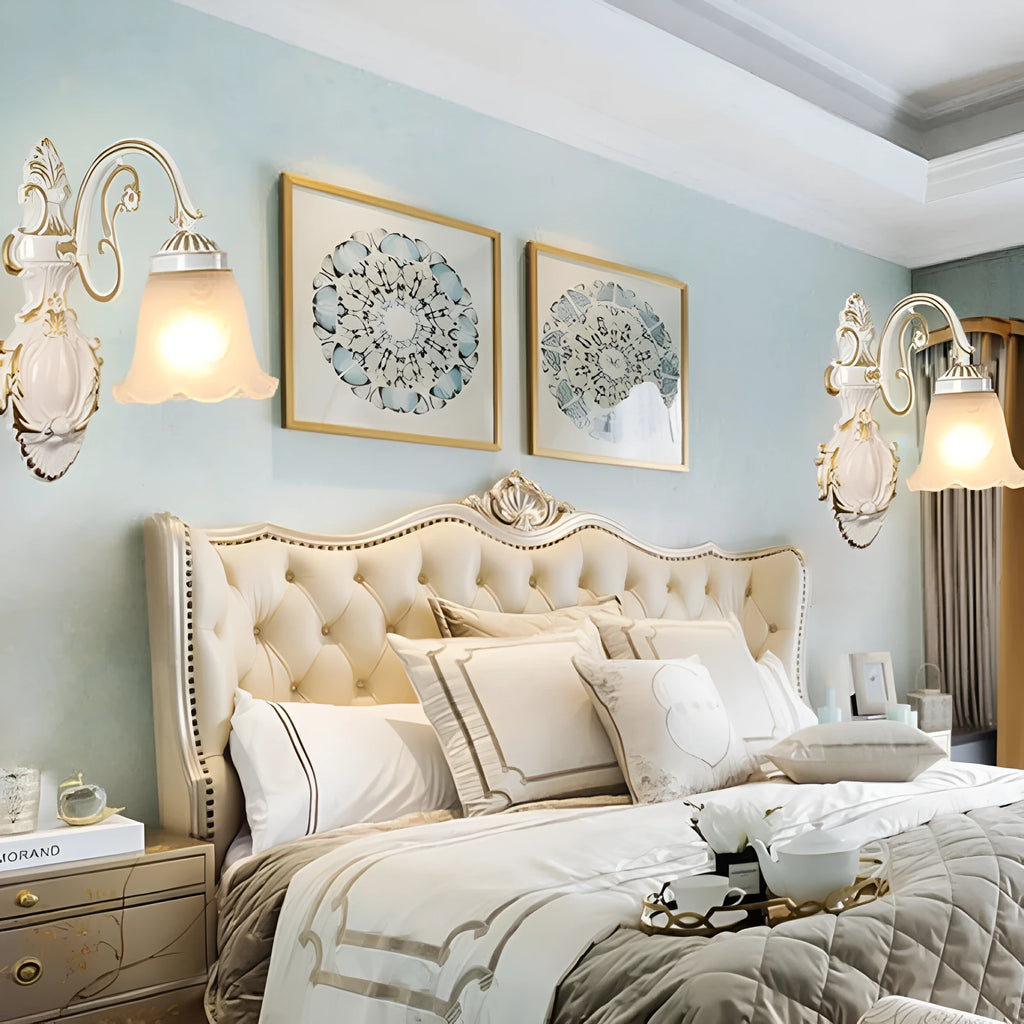 European American style wall lamp with zinc alloy body and glass lampshade, available in bronze finish