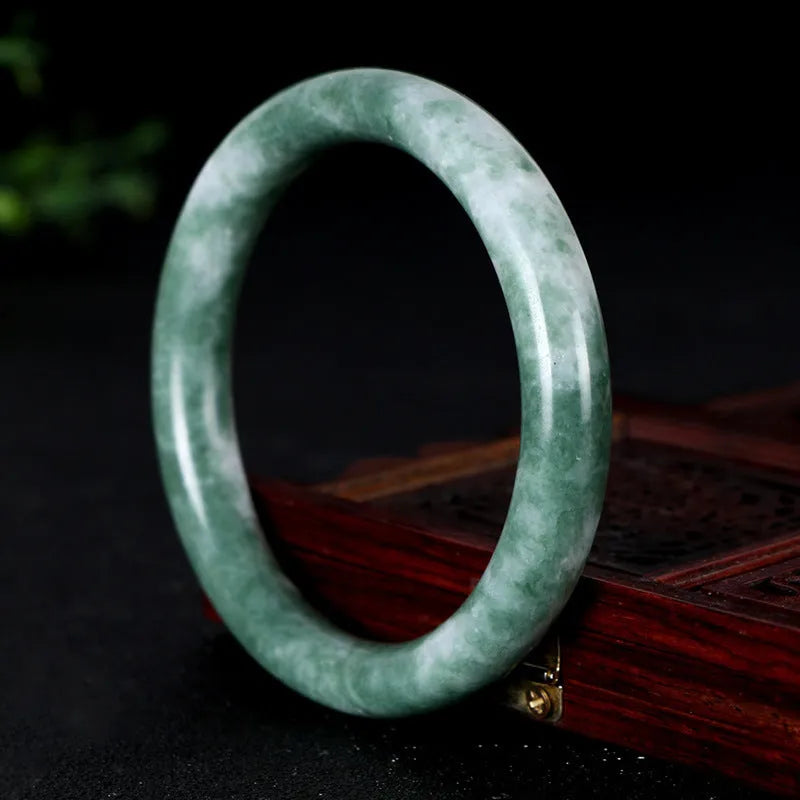 Handmade green Guizhou Cui jade bracelet, polished Chinese-style bangle, ring sizes 55-62mm