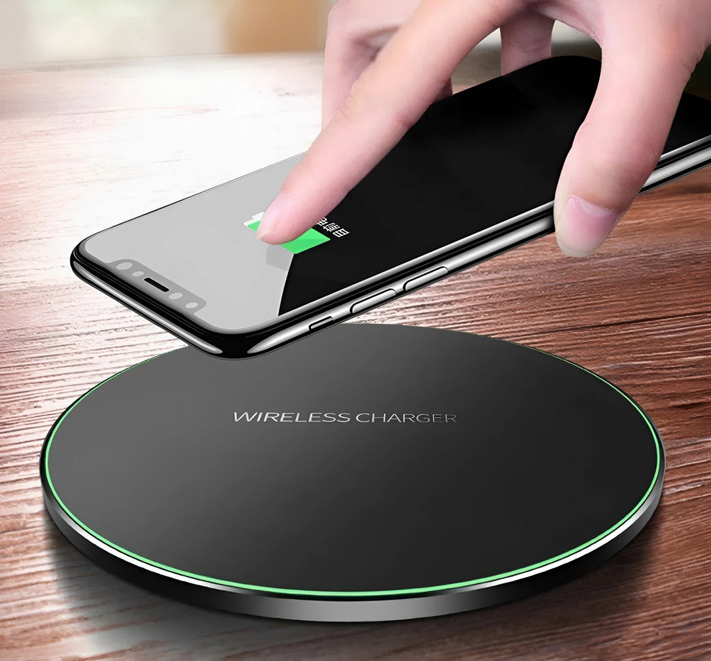 Black 9V QI wireless fast charging base with ultra-thin 6.5mm design