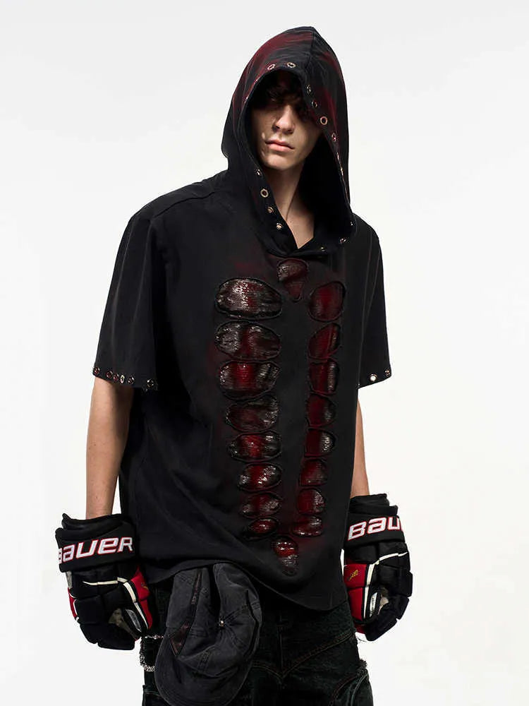 Black men's hooded short-sleeved t-shirt with sequin detailing and loose fit