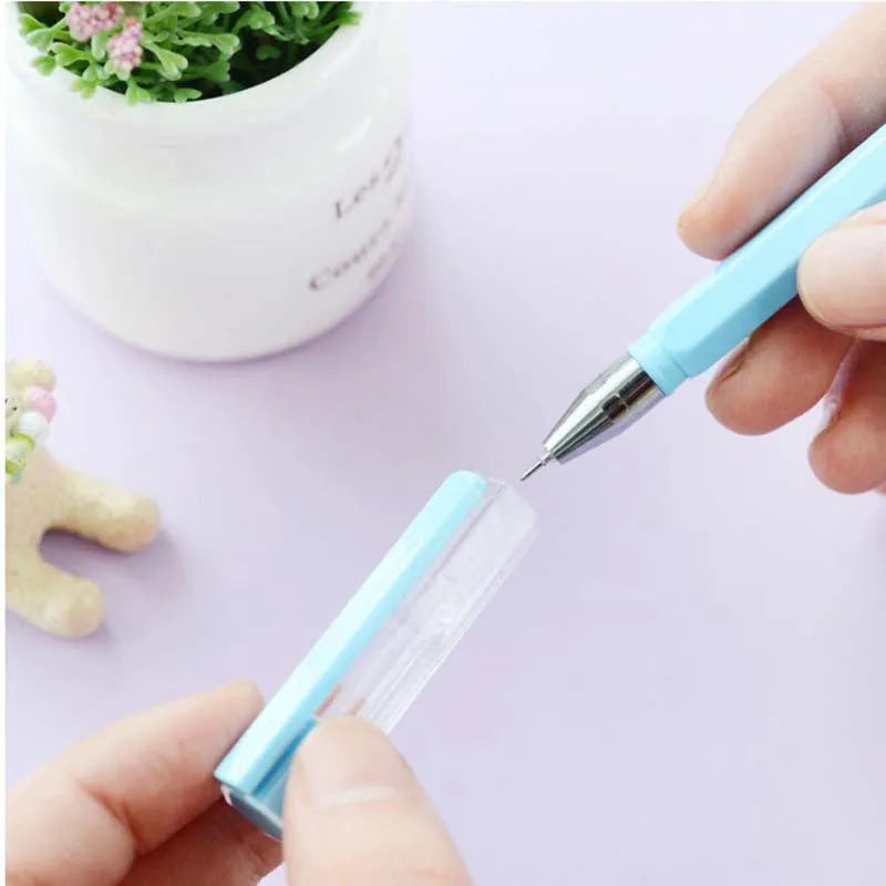 Full needle tube carbon signature pen with black ink, 0.35mm fine tip, 140mm plastic body
