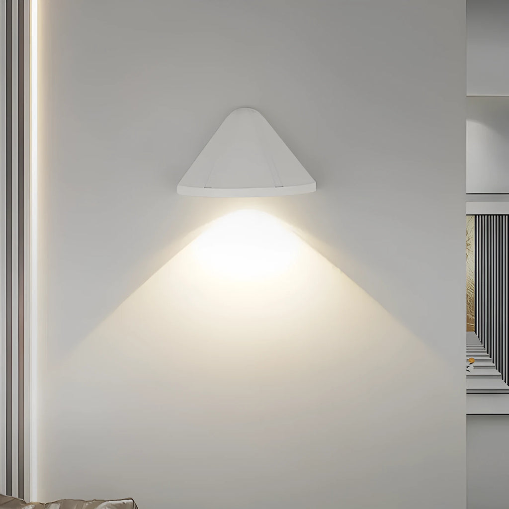 Modern waterproof LED door spotlight 12W warm light in black finish for outdoor wall mounting