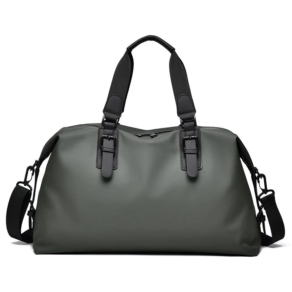 Leisure travel bag in solid colour with polyester lining and sewing line detail
