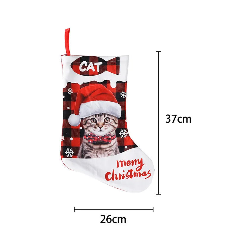 Printed cloth Christmas decoration panel with puppy or cat design on plaid background measuring 26x36cm