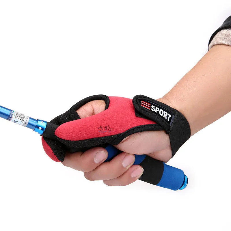 Single two-finger fishing glove in camouflage colour showing diving cloth back and microfiber palm.