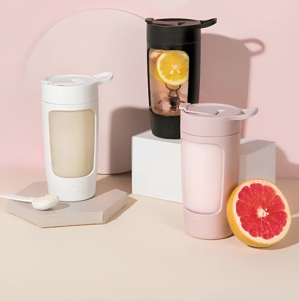Portable juice blender automatic mixing cup in choice of colours with 650ml capacity