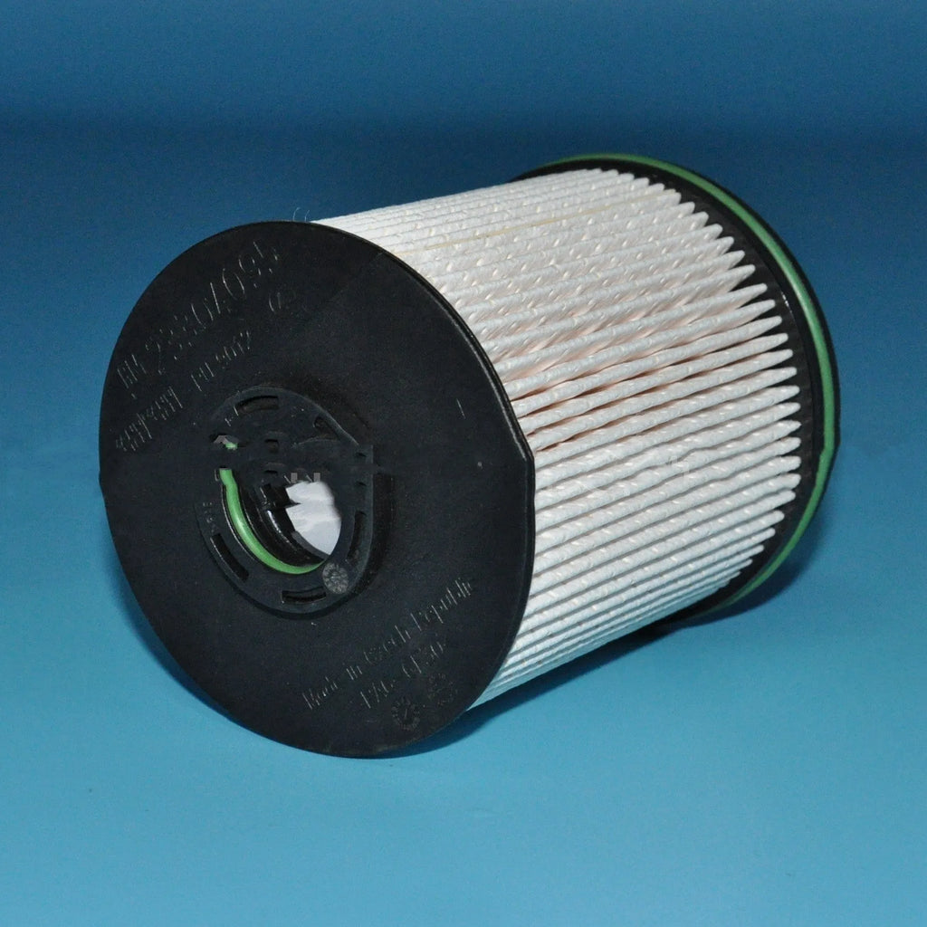 Vauxhall Opel Astra diesel fuel filter element with gasket, showing part numbers and dimensions.
