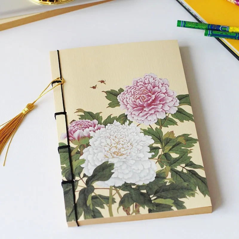 A5 antique wire-bound notebook with retro painting cover and black wax rope binding
