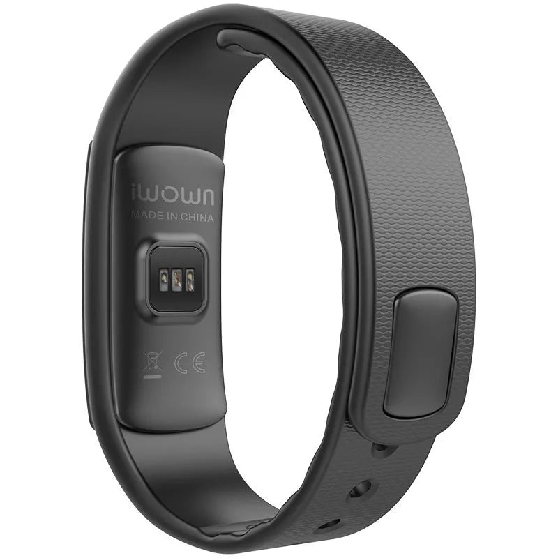 I6 smart sports bracelet with black TPU wristband and 0.96-inch screen displaying fitness data