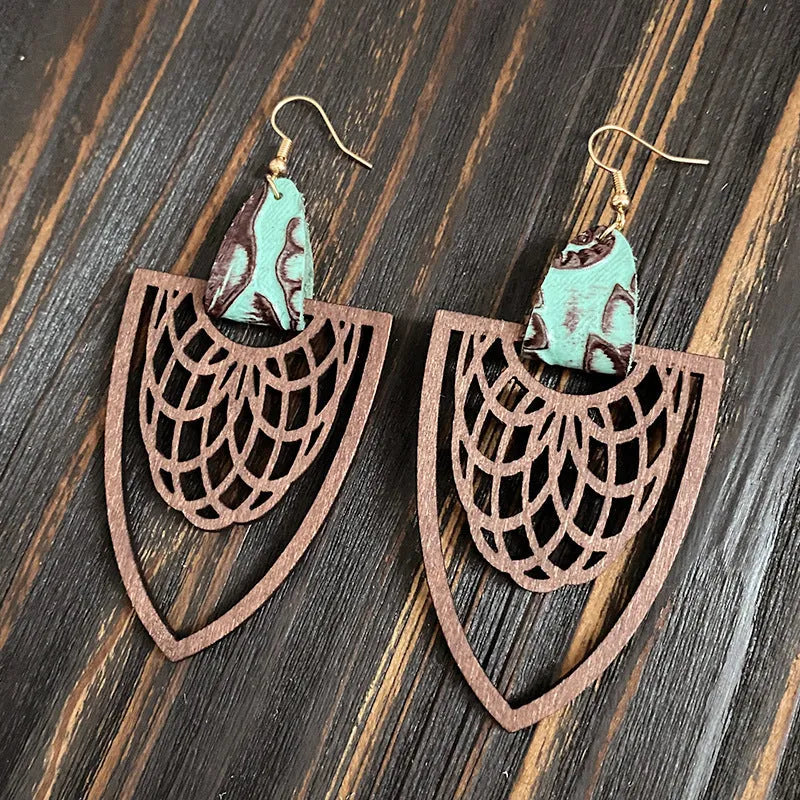 Retro wooden hollow mandala exaggerated drop earrings with geometric round pattern, unisex style