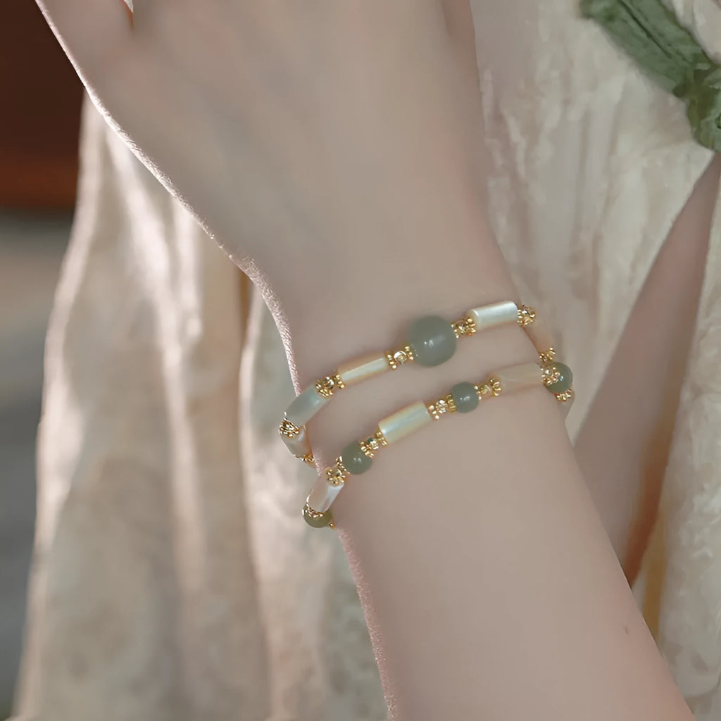 Women's Hetian jade bracelet with geometric round beads in simple design