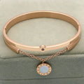 Roman numeral fringed bracelet for women, zinc alloy, 17cm, gold silver rose gold, black or white shell