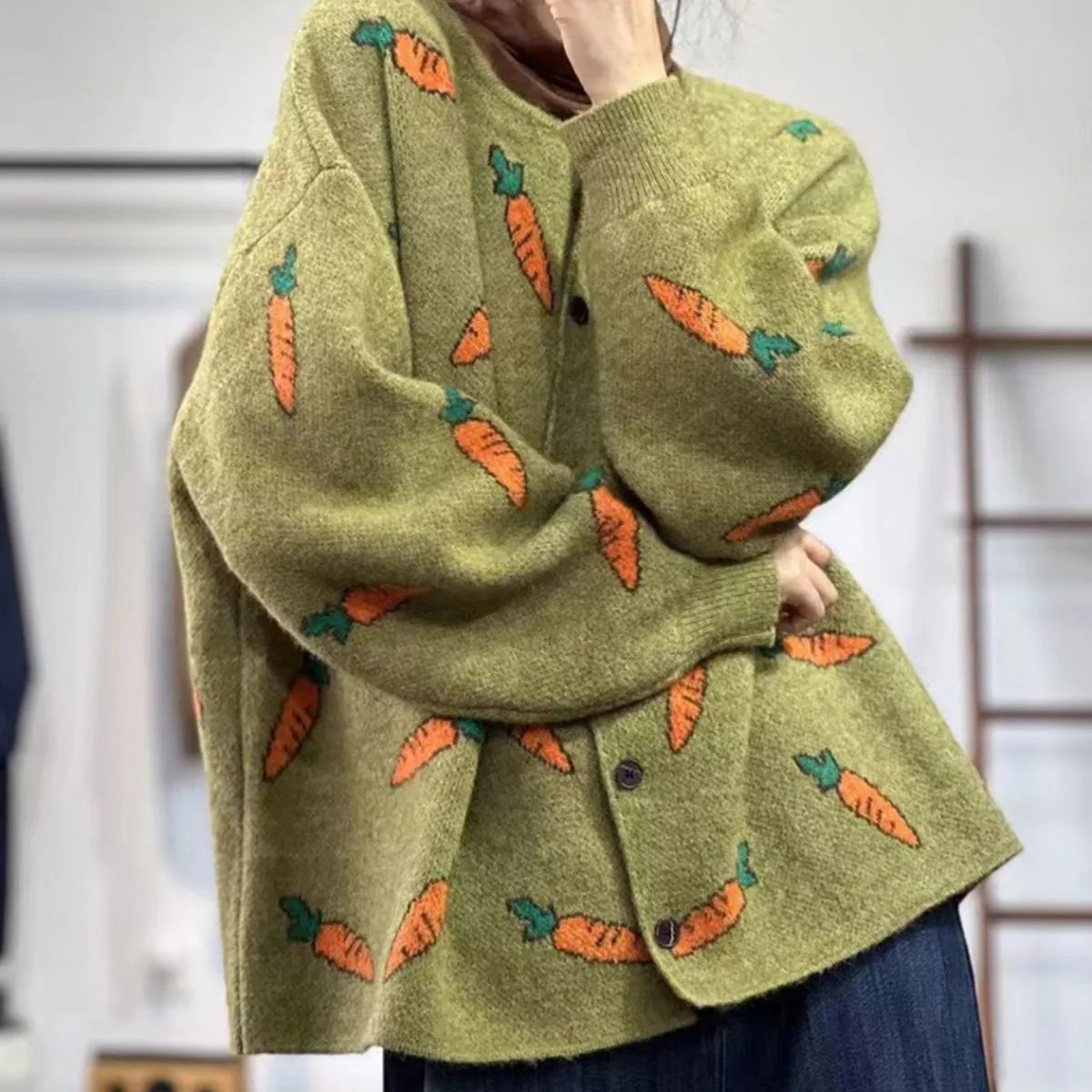 Loose round neck cardigan with Mori artistic colour contrast printing, viscose fabric