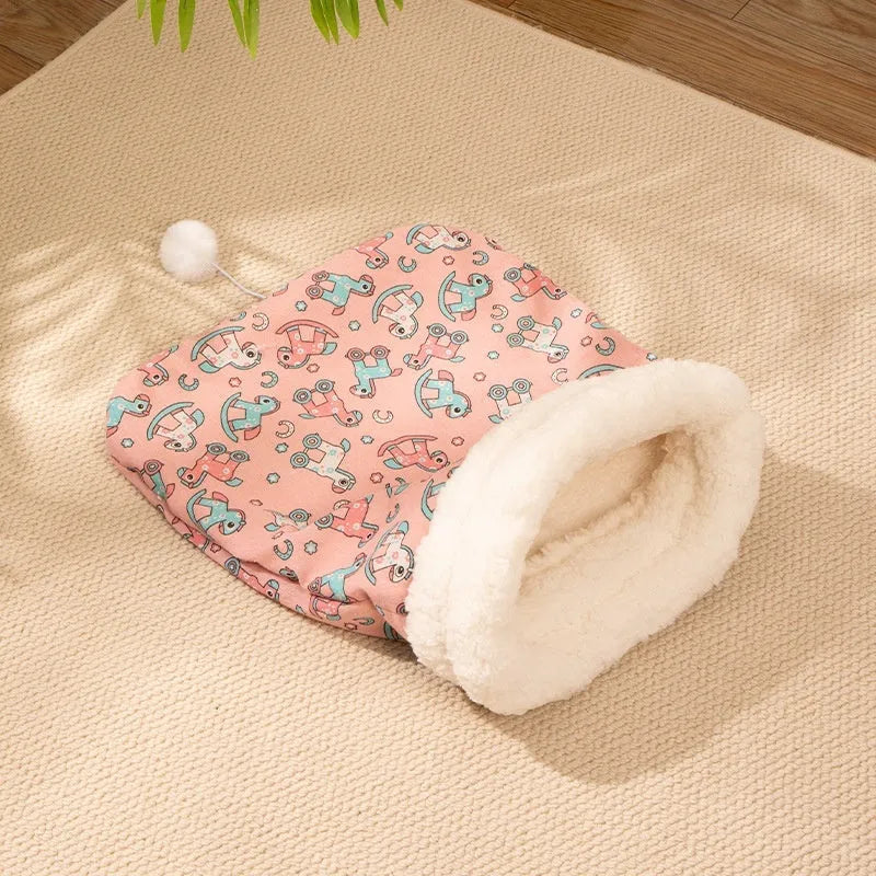 Flannel cat sleeping bag pet nest measuring 50 by 40 centimetres with PP cotton filling