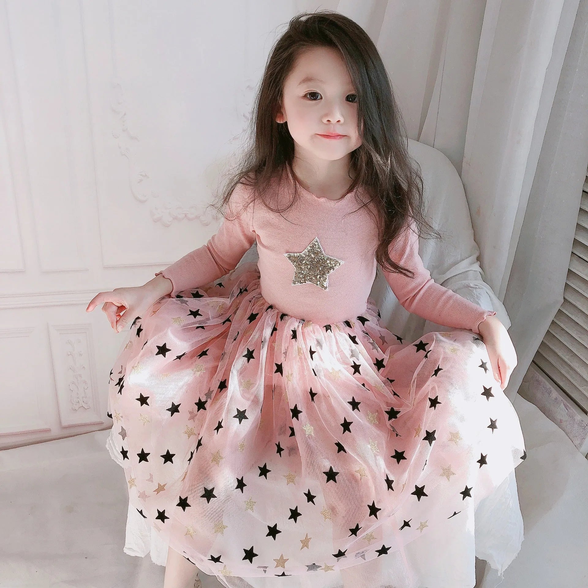 Girls cotton princess dress long sleeve cartoon pattern 95% cotton black pink red sizes 100-140cm