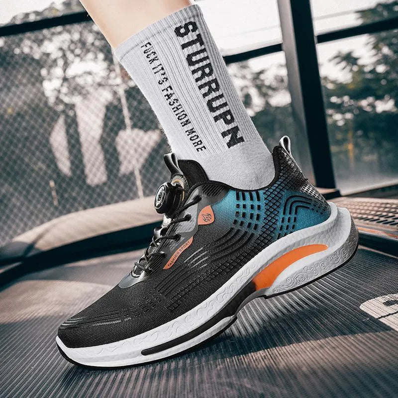 Men's low-top sneaker in white and blue with a rotating buckle and breathable mesh upper