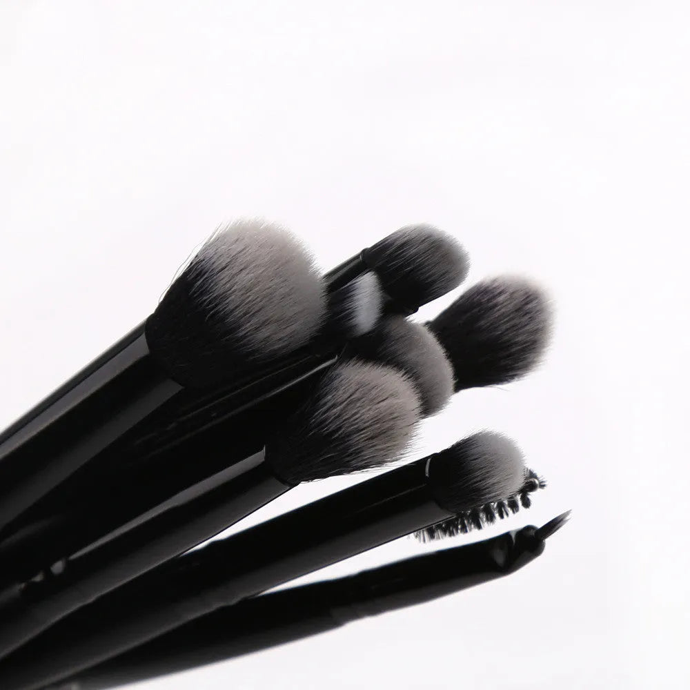 ZOREYA15 15 piece black makeup brush set with synthetic hair and wood handles