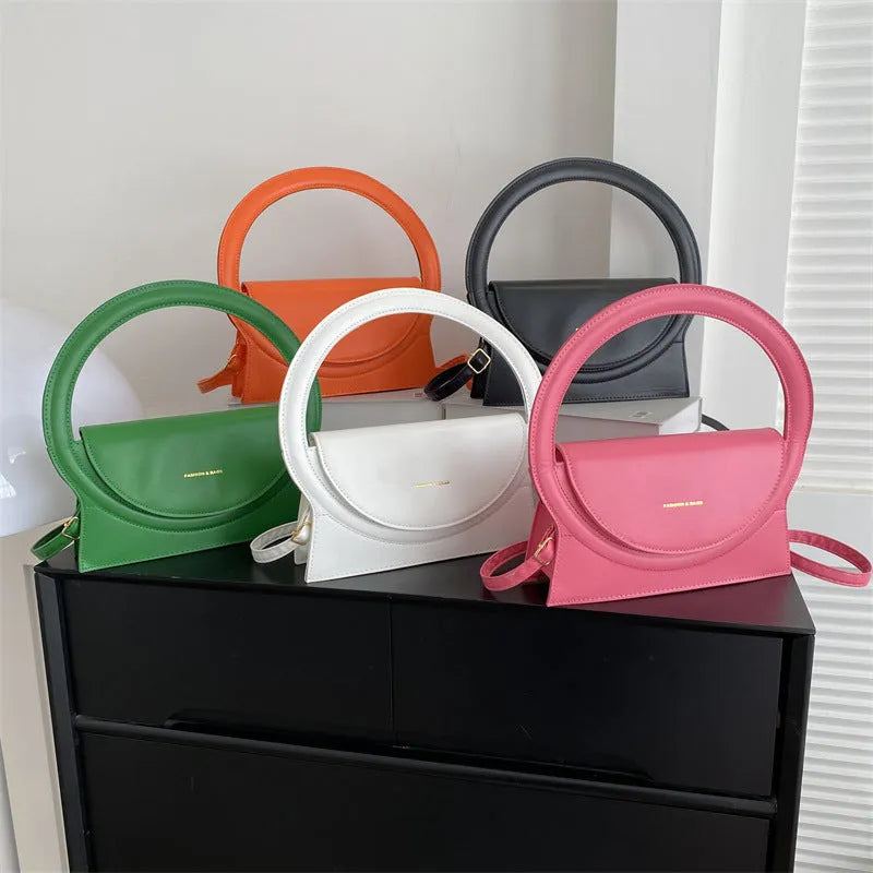 Street style horizontal messenger bag in multiple colours with stitching details