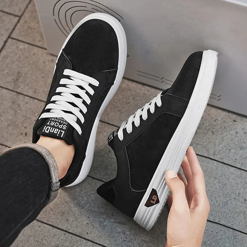 Men's black snake pattern high-cut casual sneakers with round toe and flat rubber sole