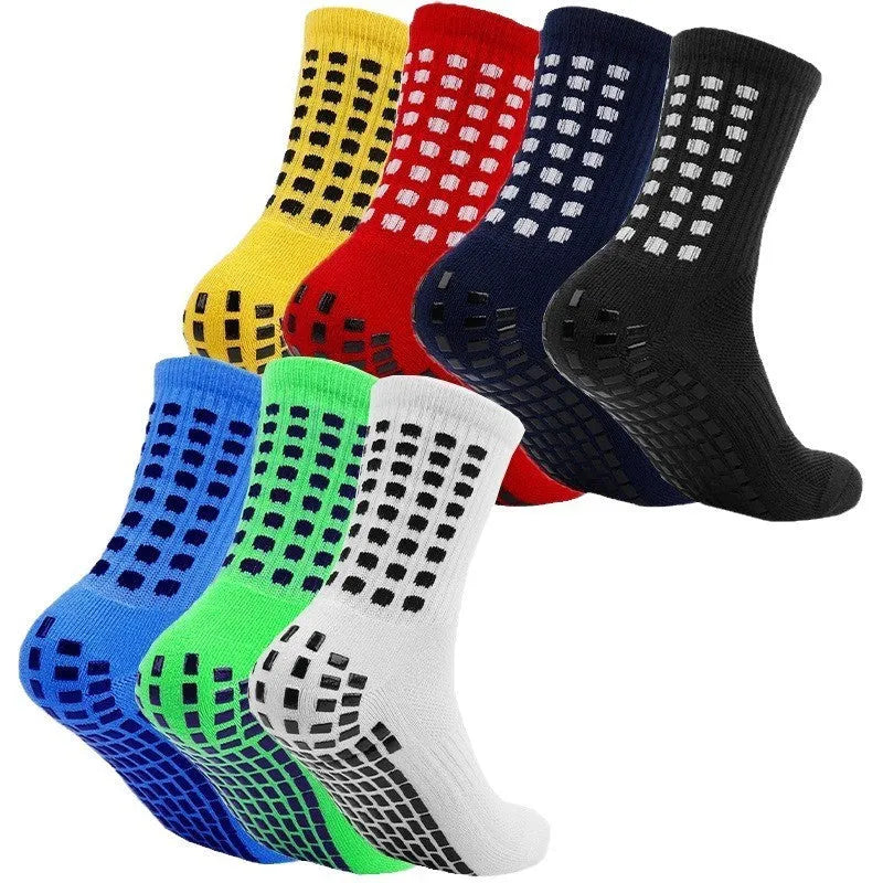 Breathable basketball socks with non-slip rubber studs sole in polyester cotton fabric