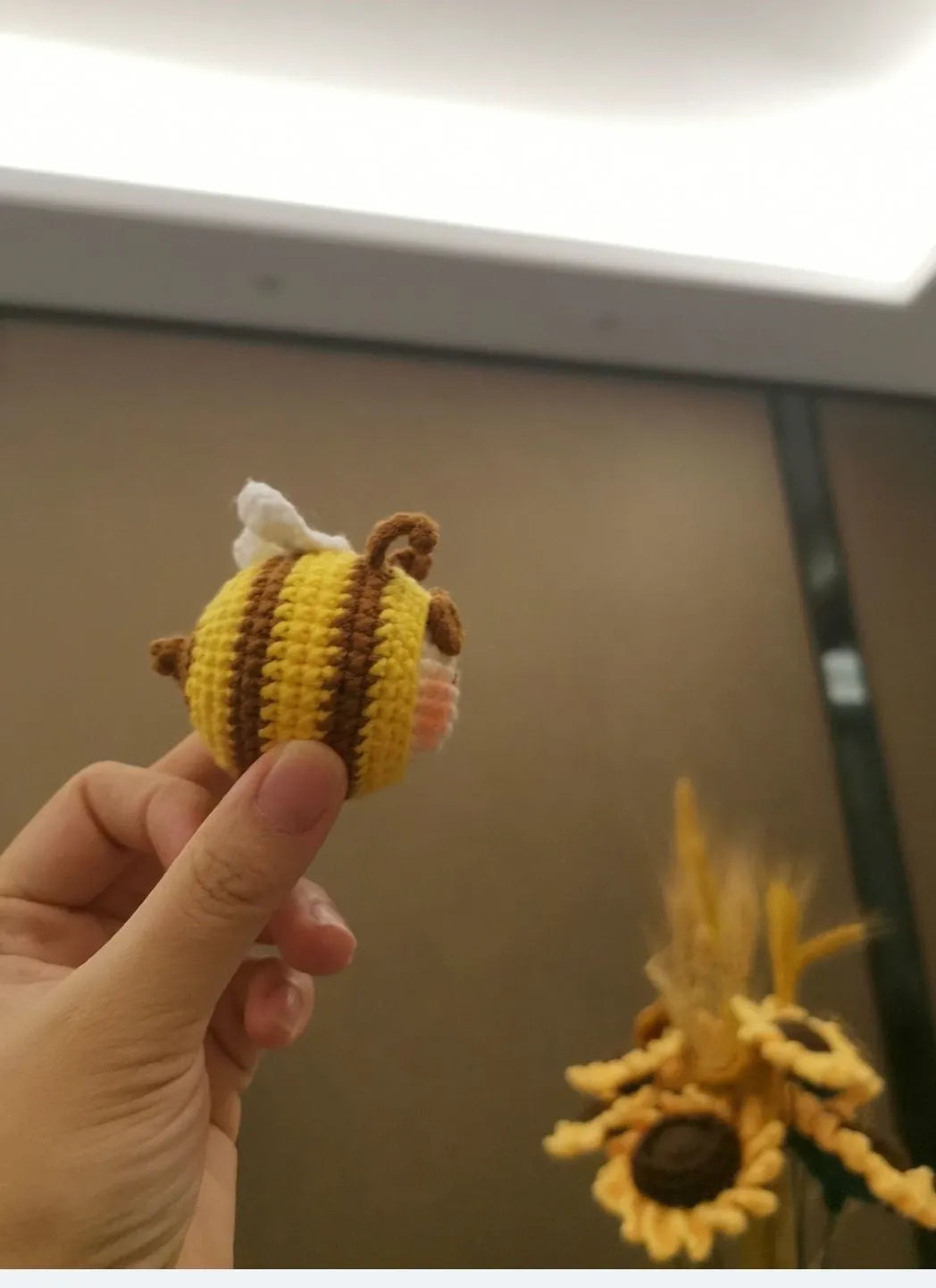 Handmade crocheted bee colony plush pendant for woolen dolls in Style 1 or Style 2