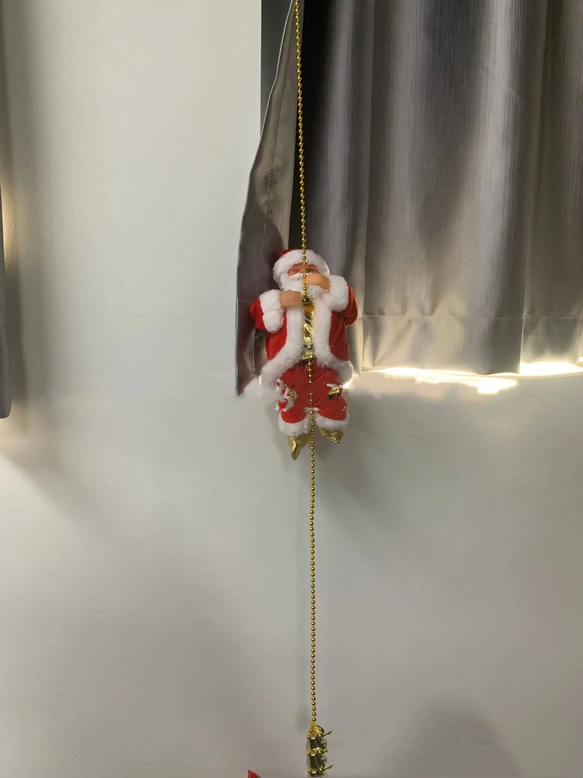 Electric Santa Claus climbing ladder plastic Christmas decoration for party displays