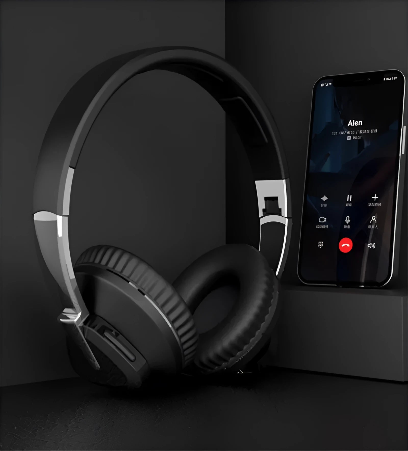 H3 wireless Bluetooth headset in black with all-inclusive ear cups and integrated controls