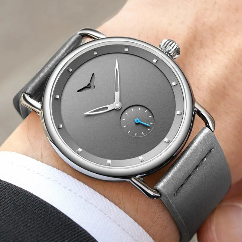 Men's quartz wristwatch 41mm stainless steel case black leather face Hardlex crystal